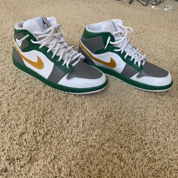 Jordan 1 - Picture 2 of 4